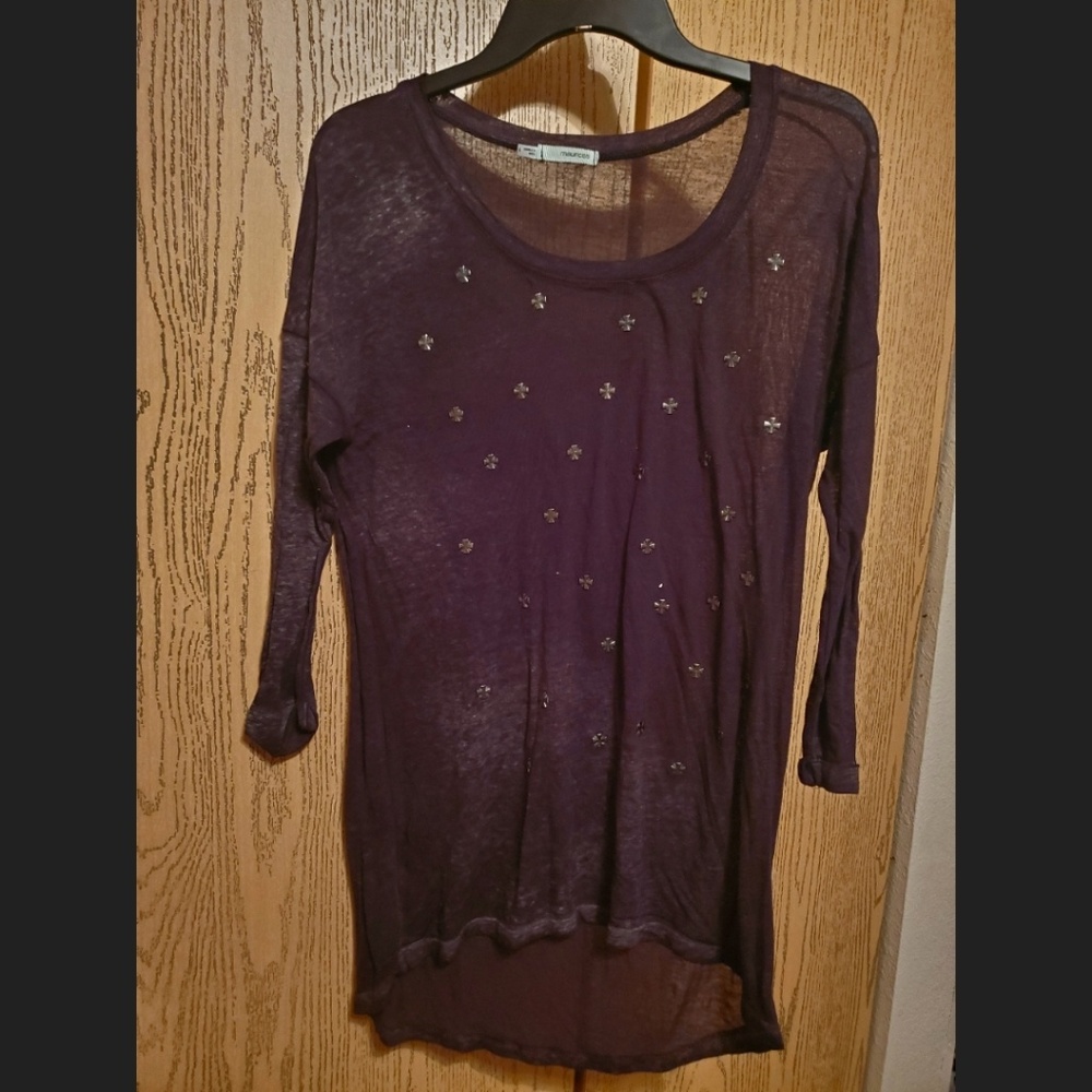 Women's size S shirt